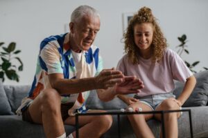 Lutter contre l’isolement des personnes âgées