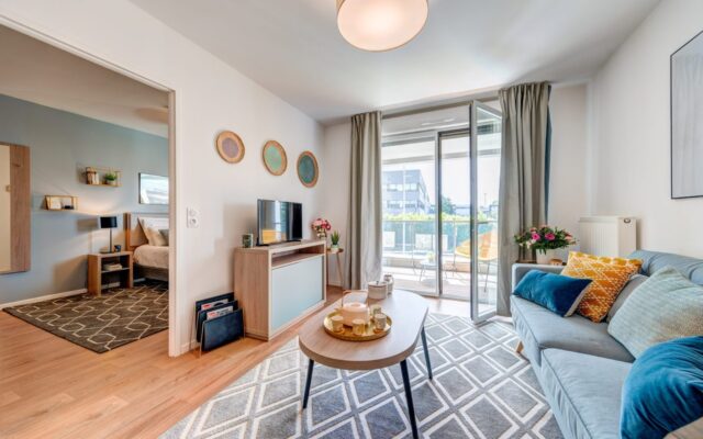 Les-Girandieres-Massy_-_Appartement_T2_sejour_chambre