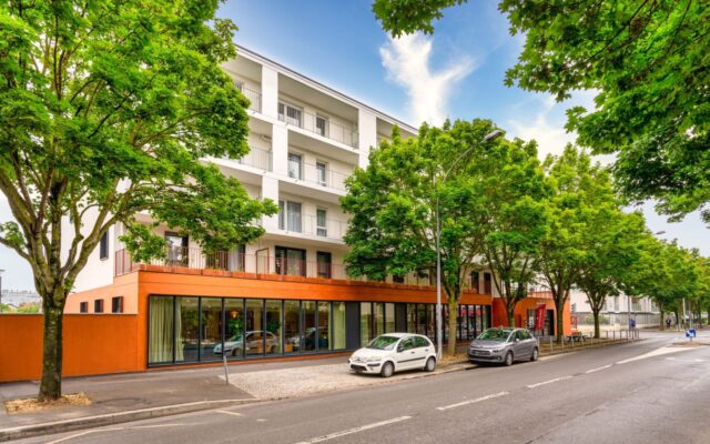 LesGirandieres_Choisy_le_Roi-Facade