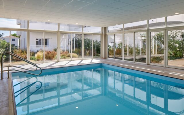 LesGirandieres_Meze_Piscine2