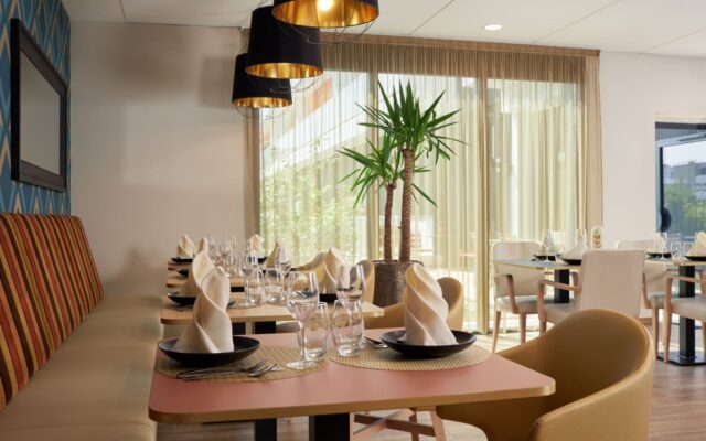 LesGirandieres_Villefontaine-Restaurant3