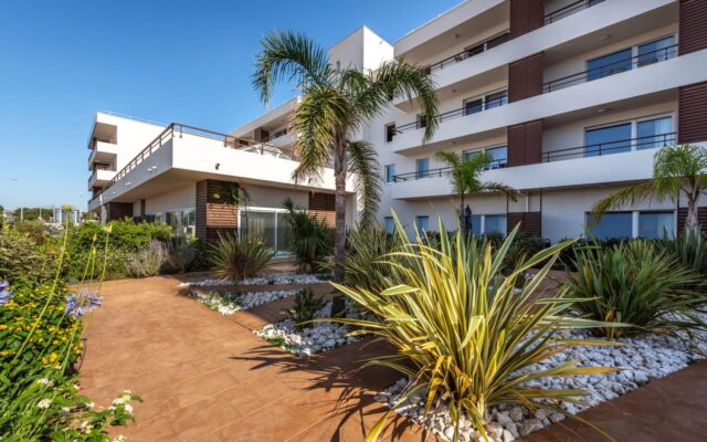 Palazzo_Perpignan_-_Exterieur_jardin